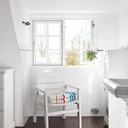Reetdachkate Oelboehm Holiday home Giekau